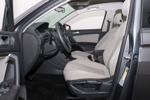 Used 2020 Volkswagen Tiguan S image 11