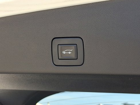 Used 2021 Buick Encore GX Essence w/ Advanced Technology Package image 33