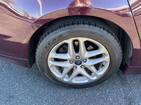 Used 2013 Ford Fusion SE image 13