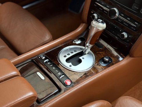 Used 2006 Bentley Flying Spur Flying Spur image 38