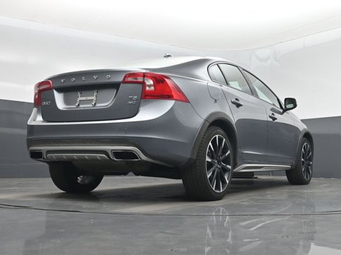 Used 2016 Volvo S60 T5 Cross Country Platinum image 54