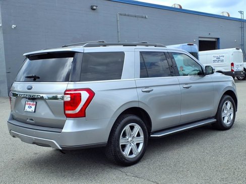 Used 2021 Ford Expedition XLT image 6