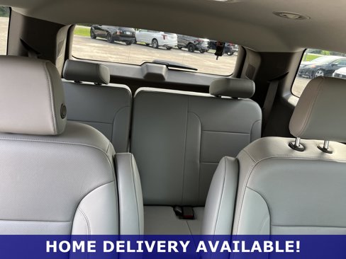 Used 2018 Chevrolet Traverse Premier image 27
