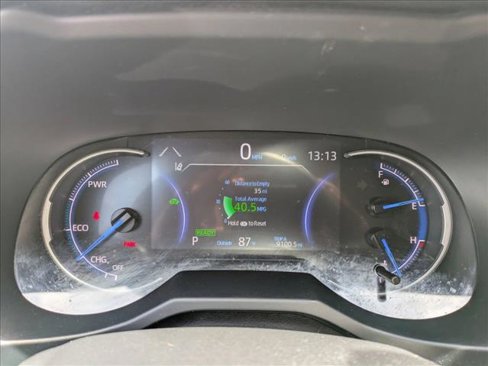 Used 2023 Toyota RAV4 LE image 11