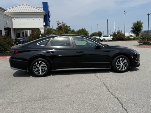 Used 2022 Hyundai Sonata Blue image 8