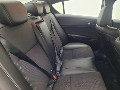 Used 2018 Acura ILX image 19