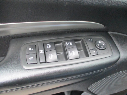 Used 2013 Dodge Durango SXT image 35