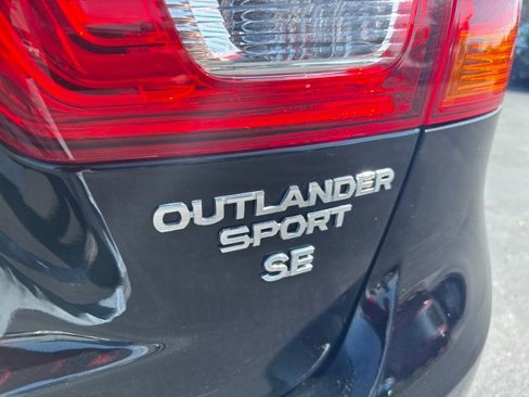 Used 2017 Mitsubishi Outlander Sport SE image 36