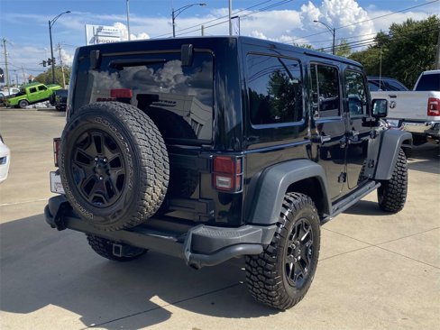 Used 2013 Jeep Wrangler Unlimited Sahara image 9