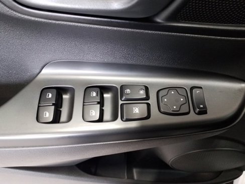 Used 2023 Hyundai Kona SEL image 14