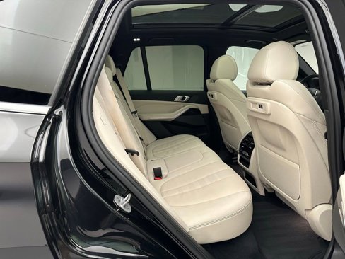 Used 2020 BMW X5 xDrive40i w/ Premium Package image 7