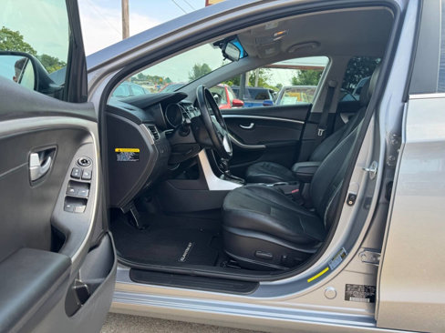 Used 2014 Hyundai Elantra GT w/ Option Group 02 image 10
