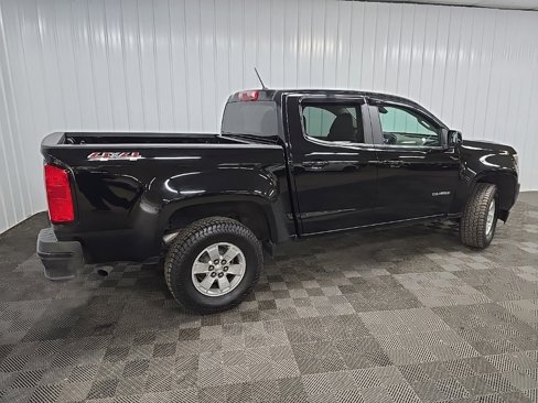 Used 2020 Chevrolet Colorado W/T w/ WT Convenience Package image 3