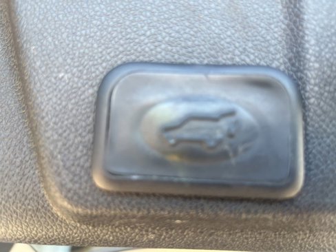 Used 2017 Chevrolet Traverse LT image 32