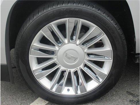 Used 2018 Cadillac Escalade Platinum image 40