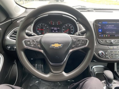 Used 2024 Chevrolet Malibu LT image 11