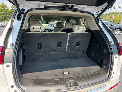 Used 2020 Buick Enclave Premium w/ Surround and Sites Package image 18