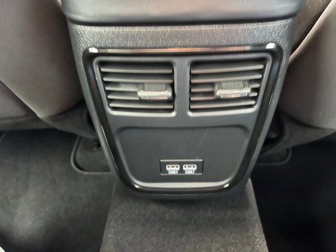 Used 2020 Dodge Charger SXT w/ Blacktop Package image 25