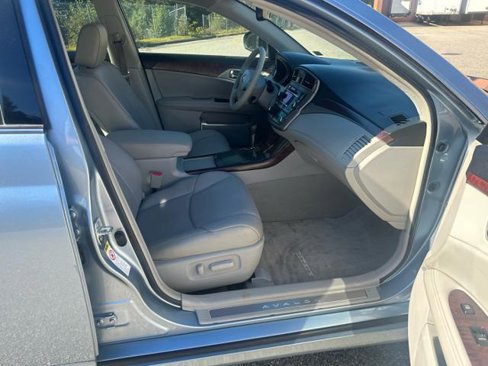 Used 2012 Toyota Avalon image 11