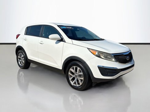 Used 2015 Kia Sportage LX image 3