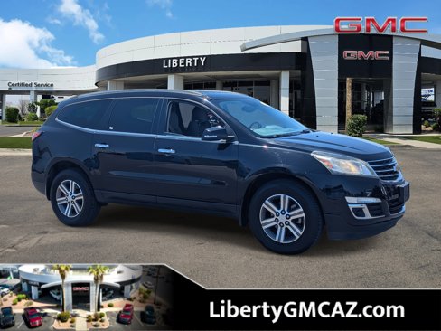 Used 2017 Chevrolet Traverse LT image 1