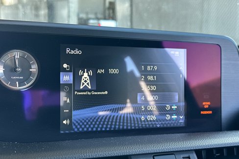 Used 2021 Lexus ES 300h w/ Premium Package image 23