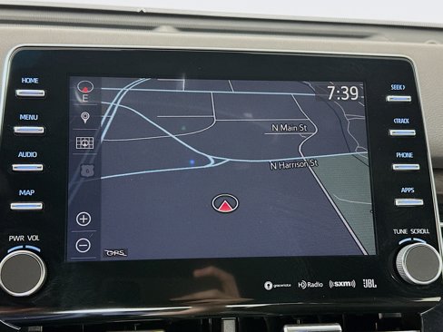 Used 2019 Toyota Avalon Limited image 13