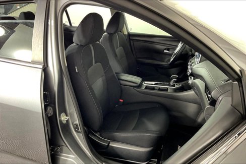 Used 2023 Nissan Sentra SV image 10