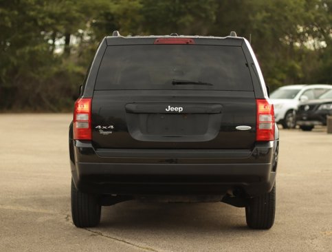 Used 2011 Jeep Patriot Latitude image 6