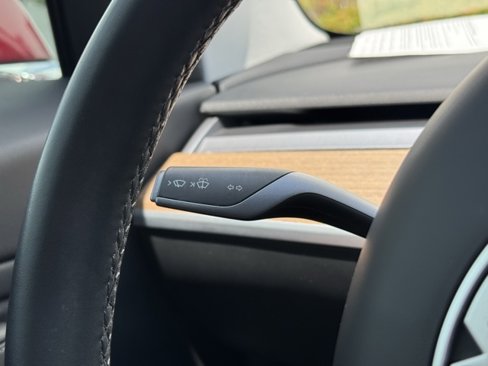 Used 2019 Tesla Model 3 Standard Range image 37