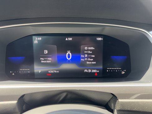 Certified 2022 Volkswagen Tiguan SE image 31
