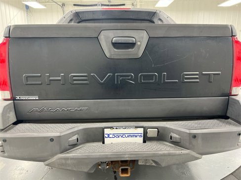 Used 2003 Chevrolet Avalanche 4x4 w/ Suspension Package, Off-Road image 28