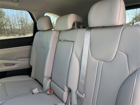 New 2025 Kia Sorento S image 22
