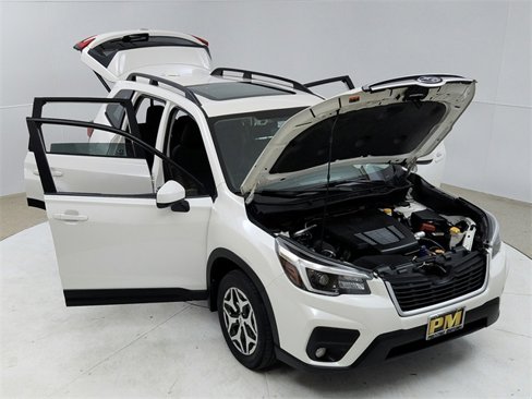 Used 2021 Subaru Forester Premium image 21