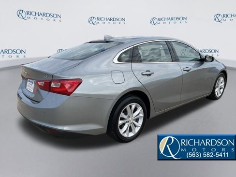 Used 2025 Chevrolet Malibu LT image 5