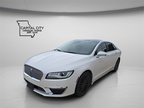 Used 2017 Lincoln MKZ Reserve w/ Technology Package image 3