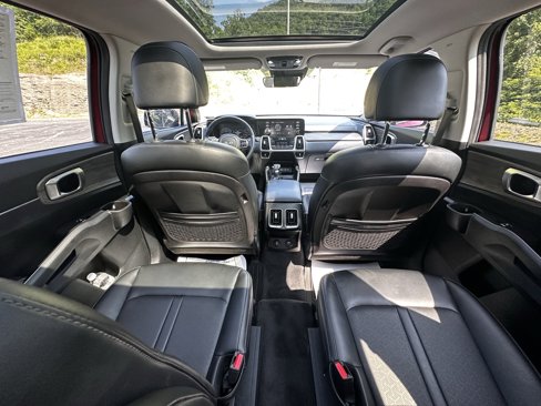 Used 2021 Kia Sorento EX w/ Panoramic Sunroof Package image 26