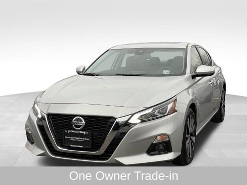 Certified 2020 Nissan Altima 2.5 SV image 2
