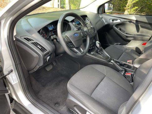 Used 2015 Ford Focus SE image 50