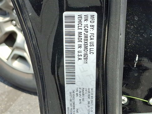Used 2021 Jeep Cherokee Trailhawk image 25
