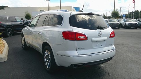 Used 2017 Buick Enclave Premium image 3
