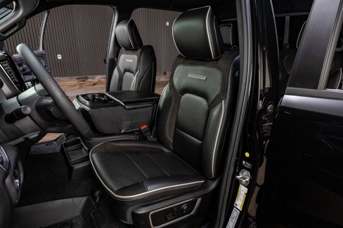 Used 2025 RAM 1500 Laramie image 31