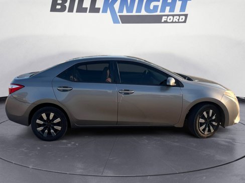 Used 2015 Toyota Corolla L image 6
