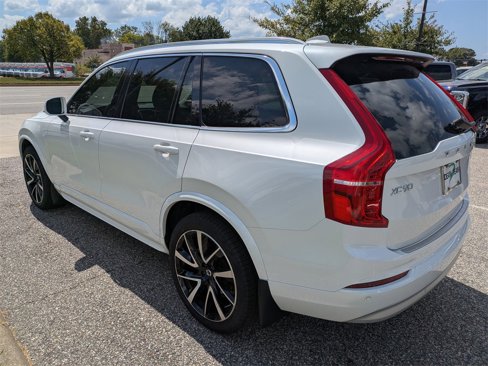 Certified 2022 Volvo XC90 T6 Momentum w/ Advanced Package image 6