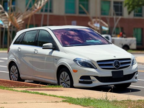 Used 2017 Mercedes-Benz B 250e image 6