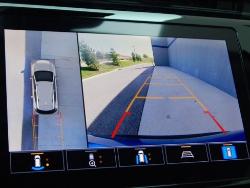 Used 2022 Chevrolet Bolt EUV Premier w/ Sun & Sound Package image 24