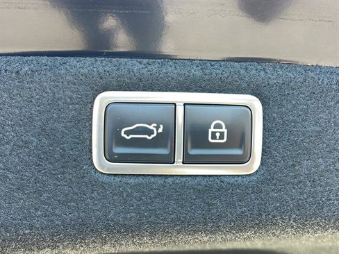 Used 2025 Genesis G70 3.3T Advanced w/ Sport Prestige Package image 32