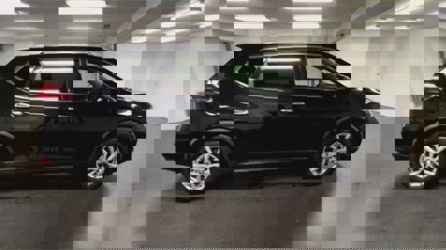 Used 2018 Nissan Rogue SV image 9