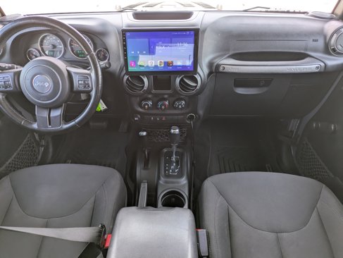 Used 2018 Jeep Wrangler Unlimited Sport w/ Connectivity Group image 15