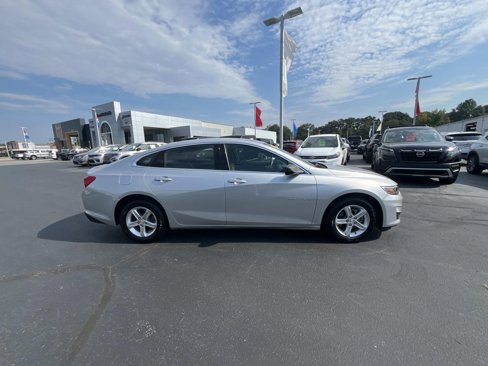 Certified 2022 Chevrolet Malibu LS image 8